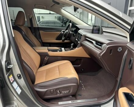 Сірий Лексус РХ, об'ємом двигуна 2 л та пробігом 130 тис. км за 25999 $, фото 7 на Automoto.ua