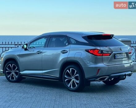 Сірий Лексус РХ, об'ємом двигуна 2 л та пробігом 100 тис. км за 27900 $, фото 3 на Automoto.ua