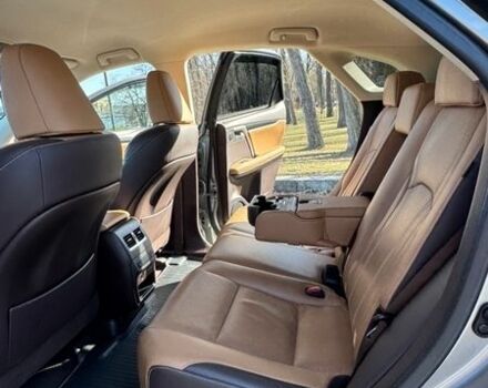 Сірий Лексус РХ, об'ємом двигуна 2 л та пробігом 97 тис. км за 32555 $, фото 31 на Automoto.ua
