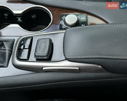 Серый Лексус РХ, объемом двигателя 3.46 л и пробегом 89 тыс. км за 35000 $, фото 42 на Automoto.ua