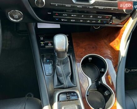 Сірий Лексус РХ, об'ємом двигуна 3.46 л та пробігом 105 тис. км за 28000 $, фото 12 на Automoto.ua