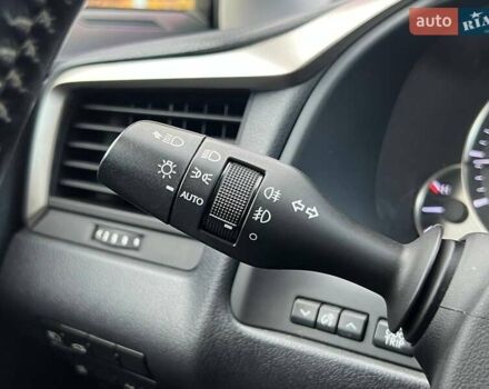 Лексус РХ 2018 в Киеве на Automoto.ua Серый Лексус РХ, объемом двигателя 2 л и пробегом 146 тыс. км за 32990 $, фото 17 на Automoto.ua
