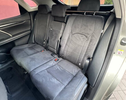 Сірий Лексус РХ, об'ємом двигуна 2 л та пробігом 133 тис. км за 27300 $, фото 41 на Automoto.ua