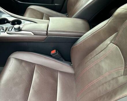 Серый Лексус РХ, объемом двигателя 2 л и пробегом 147 тыс. км за 34000 $, фото 4 на Automoto.ua