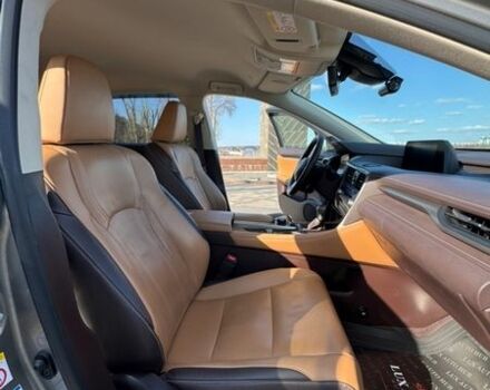 Сірий Лексус РХ, об'ємом двигуна 2 л та пробігом 97 тис. км за 32555 $, фото 26 на Automoto.ua