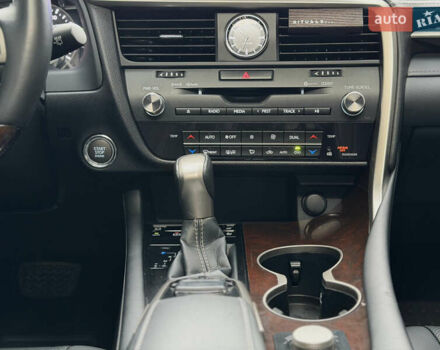 Серый Лексус РХ, объемом двигателя 3.46 л и пробегом 180 тыс. км за 29500 $, фото 16 на Automoto.ua