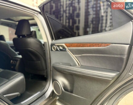 Серый Лексус РХ, объемом двигателя 3.46 л и пробегом 180 тыс. км за 29500 $, фото 19 на Automoto.ua