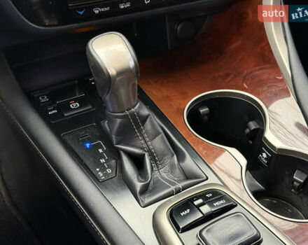 Сірий Лексус РХ, об'ємом двигуна 3.46 л та пробігом 220 тис. км за 31500 $, фото 28 на Automoto.ua