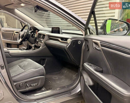 Серый Лексус РХ, объемом двигателя 2 л и пробегом 146 тыс. км за 28500 $, фото 18 на Automoto.ua