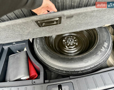 Серый Лексус РХ, объемом двигателя 3.46 л и пробегом 180 тыс. км за 29500 $, фото 32 на Automoto.ua