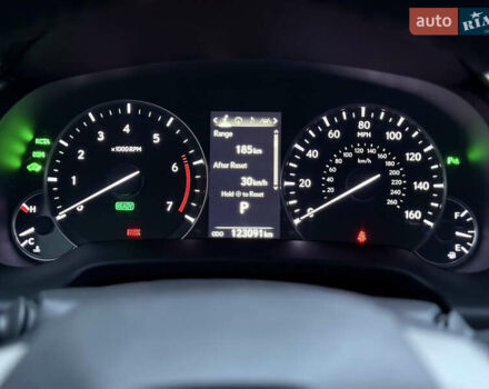 Сірий Лексус РХ, об'ємом двигуна 3.46 л та пробігом 123 тис. км за 33900 $, фото 39 на Automoto.ua