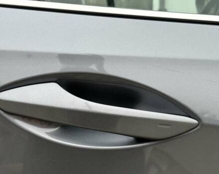 Серый Лексус РХ, объемом двигателя 2 л и пробегом 146 тыс. км за 29999 $, фото 12 на Automoto.ua