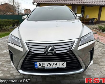 Сірий Лексус РХ, об'ємом двигуна 2 л та пробігом 77 тис. км за 38900 $, фото 3 на Automoto.ua