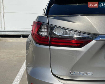 Серый Лексус РХ, объемом двигателя 2 л и пробегом 120 тыс. км за 33500 $, фото 8 на Automoto.ua