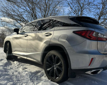 Сірий Лексус РХ, об'ємом двигуна 2 л та пробігом 144 тис. км за 30000 $, фото 4 на Automoto.ua