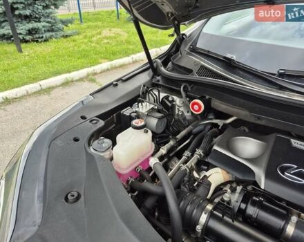 Серый Лексус РХ, объемом двигателя 2 л и пробегом 96 тыс. км за 39850 $, фото 5 на Automoto.ua