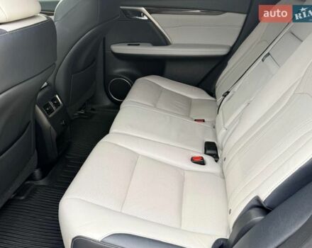 Серый Лексус РХ, объемом двигателя 3.5 л и пробегом 61 тыс. км за 41300 $, фото 14 на Automoto.ua