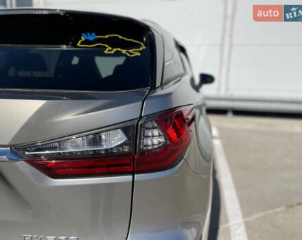 Серый Лексус РХ, объемом двигателя 2 л и пробегом 120 тыс. км за 33500 $, фото 9 на Automoto.ua