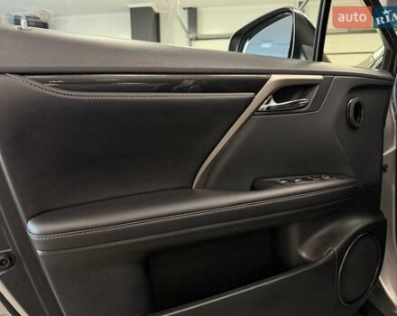 Лексус РХ 2019 у Тернополі на Automoto.ua Сірий Лексус РХ, об'ємом двигуна 2 л та пробігом 61 тис. км за 39900 $, фото 41 на Automoto.ua