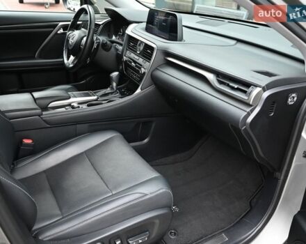 Сірий Лексус РХ, об'ємом двигуна 2 л та пробігом 72 тис. км за 37783 $, фото 5 на Automoto.ua