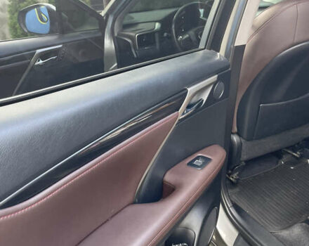 Лексус РХ 2019 в Одессе на Automoto.ua Серый Лексус РХ, объемом двигателя 2 л и пробегом 129 тыс. км за 45500 $, фото 5 на Automoto.ua