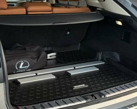 Серый Лексус РХ, объемом двигателя 3.5 л и пробегом 39 тыс. км за 64000 $, фото 31 на Automoto.ua