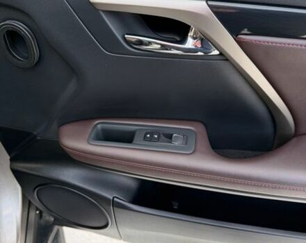 Серый Лексус РХ, объемом двигателя 2 л и пробегом 41 тыс. км за 48000 $, фото 3 на Automoto.ua