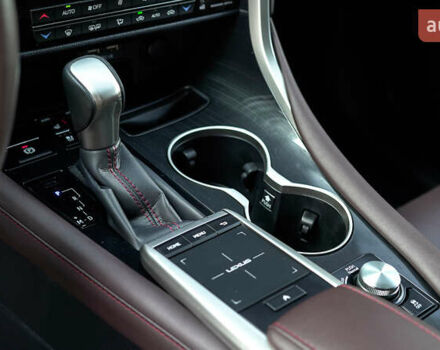 Лексус РХ 2021 у Львові на Automoto.ua Сірий Лексус РХ, об'ємом двигуна 2 л та пробігом 85 тис. км за 46759 $, фото 32 на Automoto.ua