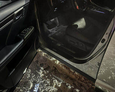 Сірий Лексус РХ, об'ємом двигуна 3.5 л та пробігом 75 тис. км за 48999 $, фото 4 на Automoto.ua