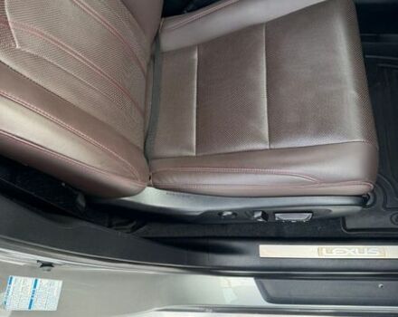 Серый Лексус РХ, объемом двигателя 2 л и пробегом 41 тыс. км за 48000 $, фото 2 на Automoto.ua