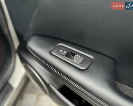 Серый Лексус РХ, объемом двигателя 3.5 л и пробегом 29 тыс. км за 43500 $, фото 67 на Automoto.ua