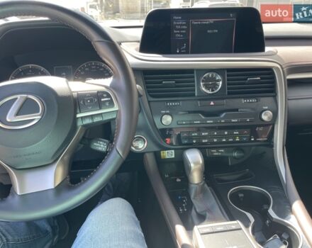 Сірий Лексус РХ, об'ємом двигуна 2 л та пробігом 36 тис. км за 50300 $, фото 6 на Automoto.ua