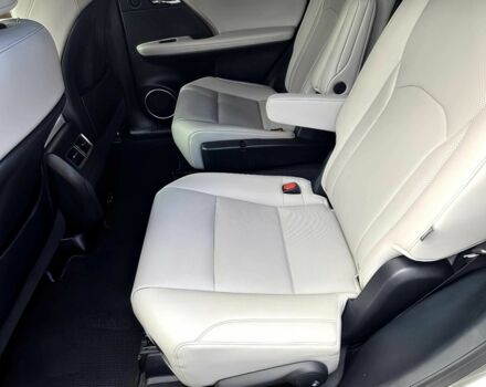 Серый Лексус РХ, объемом двигателя 0 л и пробегом 12 тыс. км за 40400 $, фото 12 на Automoto.ua