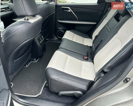 Серый Лексус РХ, объемом двигателя 3.46 л и пробегом 46 тыс. км за 52000 $, фото 15 на Automoto.ua