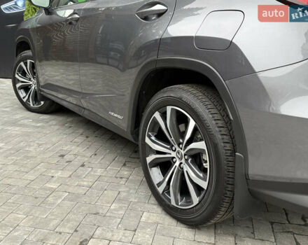 Серый Лексус РХ, объемом двигателя 3.46 л и пробегом 18 тыс. км за 53000 $, фото 51 на Automoto.ua