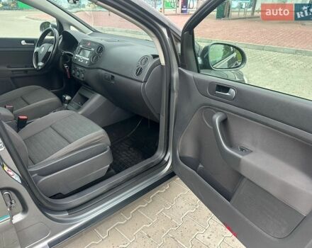 Сірий Лексус РХ, об'ємом двигуна 2 л та пробігом 30 тис. км за 57000 $, фото 2 на Automoto.ua