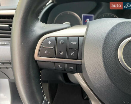 Сірий Лексус РХ, об'ємом двигуна 2 л та пробігом 27 тис. км за 49500 $, фото 6 на Automoto.ua