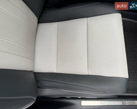 Серый Лексус РХ, объемом двигателя 3.46 л и пробегом 47 тыс. км за 53500 $, фото 22 на Automoto.ua