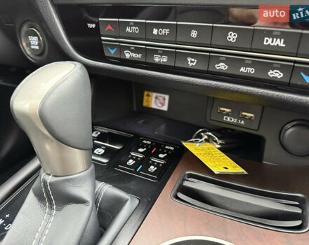 Лексус РХ 2022 в Черкассах на Automoto.ua Серый Лексус РХ, объемом двигателя 3.46 л и пробегом 40 тыс. км за 46500 $, фото 45 на Automoto.ua