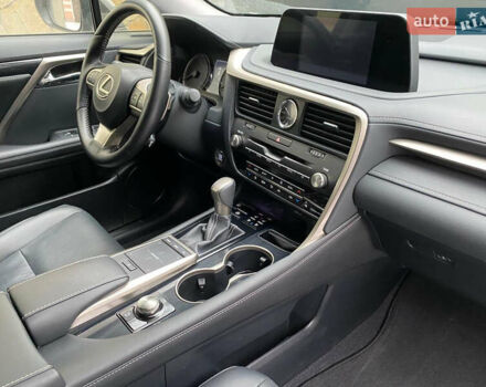 Сірий Лексус РХ, об'ємом двигуна 2 л та пробігом 27 тис. км за 49500 $, фото 4 на Automoto.ua