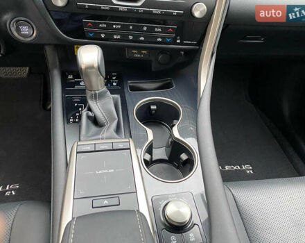 Сірий Лексус РХ, об'ємом двигуна 2 л та пробігом 27 тис. км за 49500 $, фото 8 на Automoto.ua