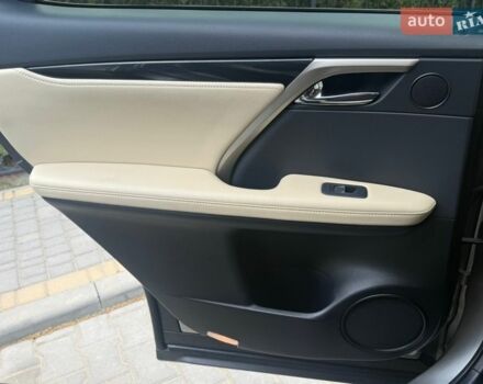 Сірий Лексус РХ, об'ємом двигуна 2 л та пробігом 20 тис. км за 51500 $, фото 13 на Automoto.ua