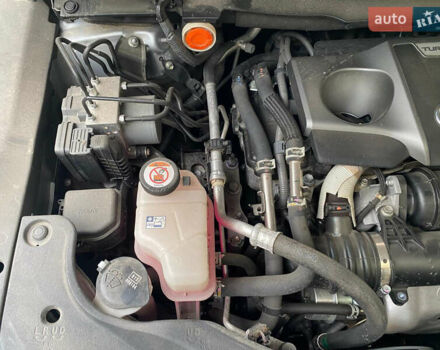 Сірий Лексус РХ, об'ємом двигуна 2 л та пробігом 27 тис. км за 49500 $, фото 35 на Automoto.ua