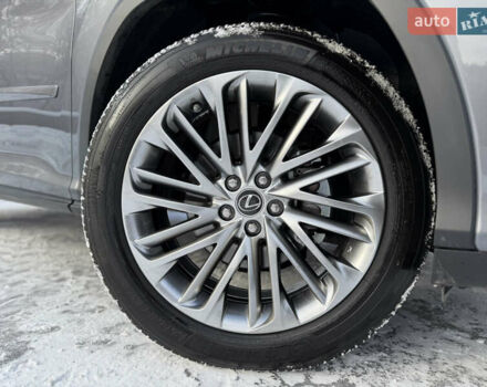 Серый Лексус РХ, объемом двигателя 3.5 л и пробегом 25 тыс. км за 46990 $, фото 19 на Automoto.ua