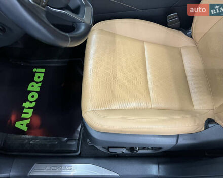 Серый Лексус РХ, объемом двигателя 2.5 л и пробегом 50 тыс. км за 74999 $, фото 19 на Automoto.ua