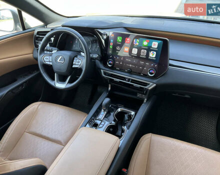 Сірий Лексус РХ, об'ємом двигуна 2.39 л та пробігом 20 тис. км за 70500 $, фото 47 на Automoto.ua