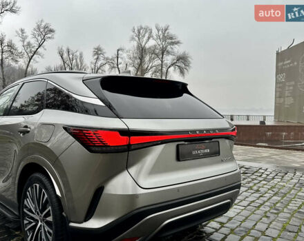 Серый Лексус РХ, объемом двигателя 2.39 л и пробегом 40 тыс. км за 63999 $, фото 149 на Automoto.ua