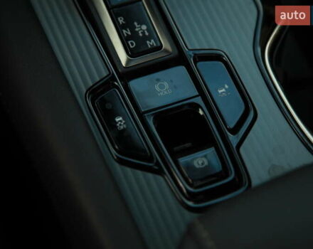 Сірий Лексус РХ, об'ємом двигуна 2.39 л та пробігом 16 тис. км за 77000 $, фото 27 на Automoto.ua