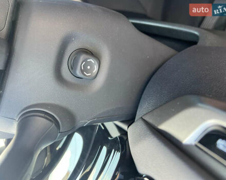 Лексус РХ 2023 в Днепре (Днепропетровске) на Automoto.ua Серый Лексус РХ, объемом двигателя 2.4 л и пробегом 50 тыс. км за 56000 $, фото 50 на Automoto.ua