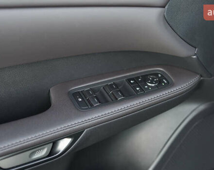 Серый Лексус РХ, объемом двигателя 2.5 л и пробегом 19 тыс. км за 82135 $, фото 14 на Automoto.ua